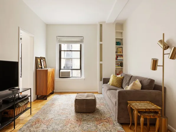 46 West 83rd Street image 1 of 6