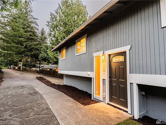 2nd image of 705 Z St SE