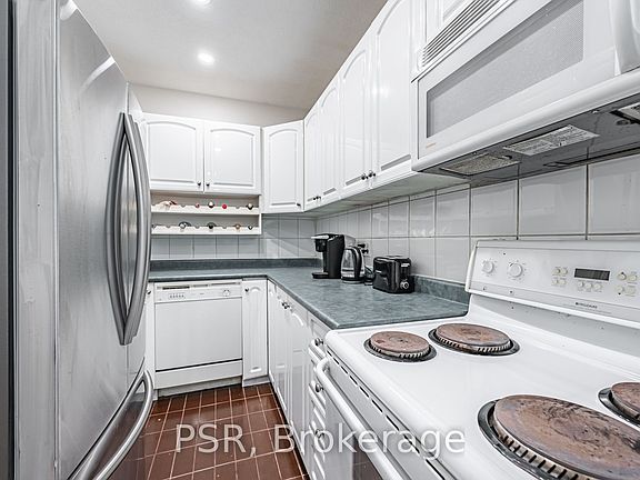 2nd image of 480 Oriole Pkwy #108