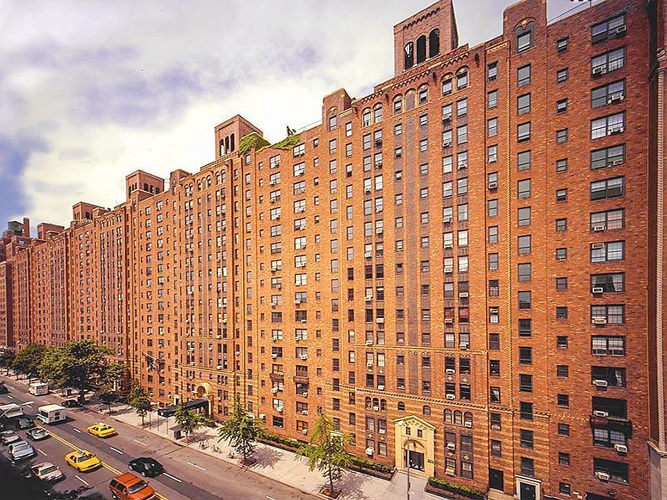 1st image of 430 W 24th St APT 4E