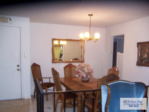 4th image of 754 Habana St