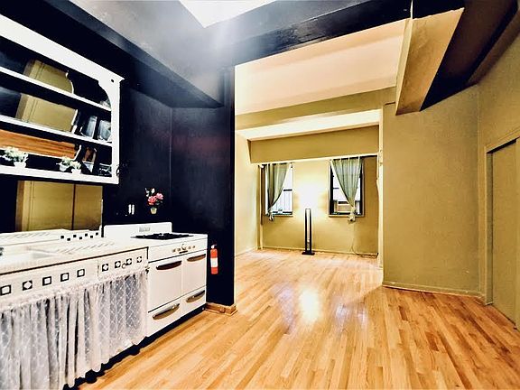 5th image of 6960 108th St APT B17