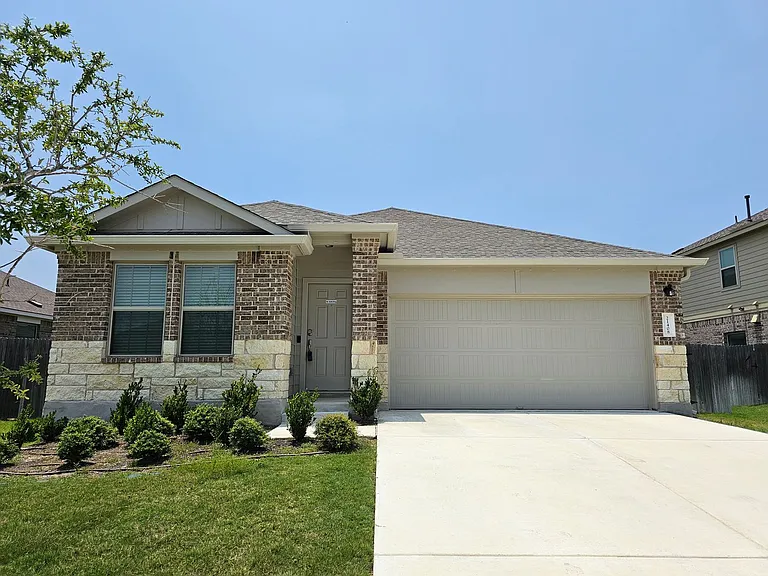 21408 Bird Wing Dr — Photo 1