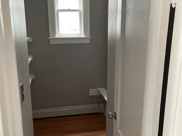 24 Eastern Parkway image 11 of 19