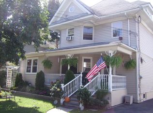 5 Sunset Ave, Lynbrook, NY 11563