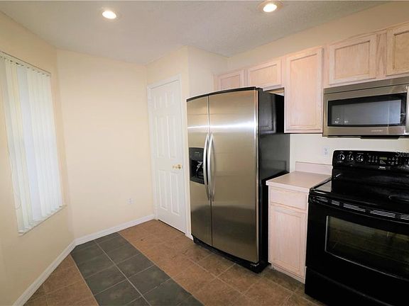 2nd image of 2475 Saint Augustine Blvd