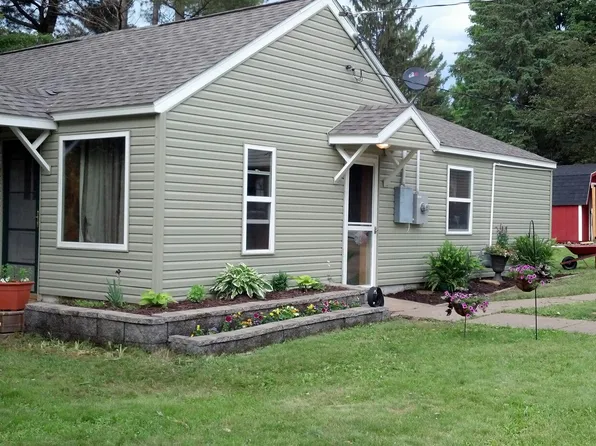 130 N Maple St, Cadott, WI 54727