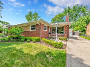 4006 Highfield Rd, Royal Oak, MI 48073