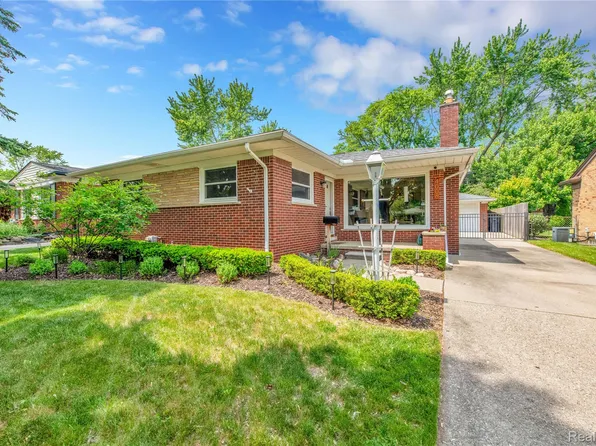 4006 Highfield Rd, Royal Oak, MI 48073