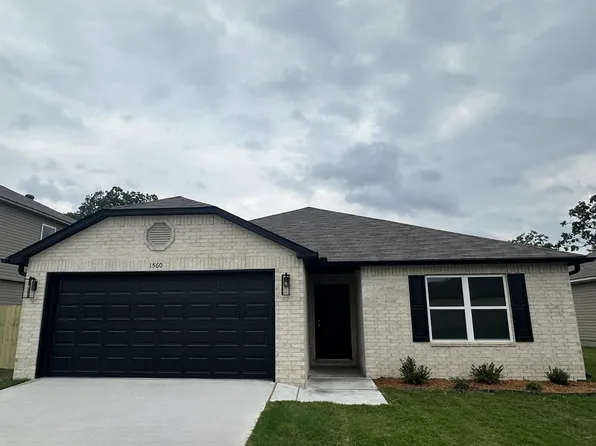 1560 Carillon Ln, Conway, AR 72034