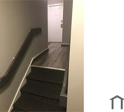 2 bed, 700 sqft, $2,950 — Photo 3