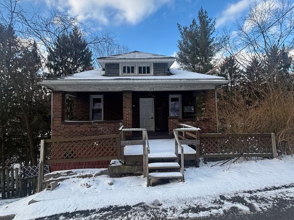 254 Hillside Ave APT 2