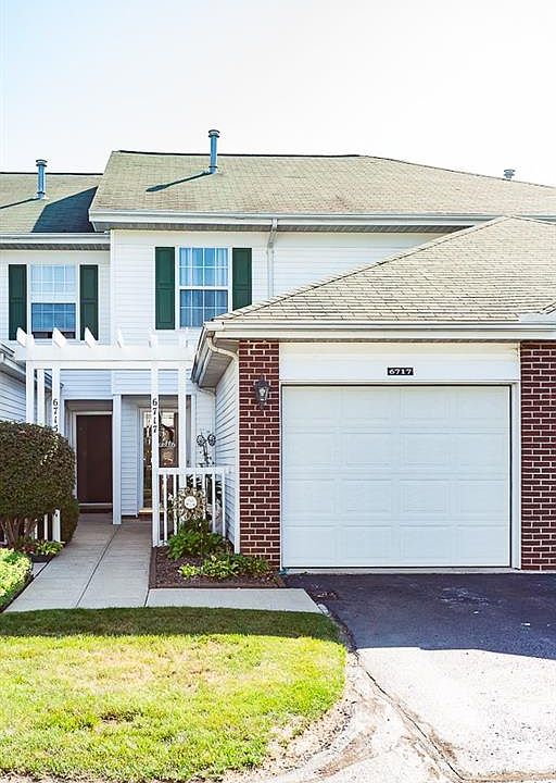 1st image of 6717 Rosewood Ct