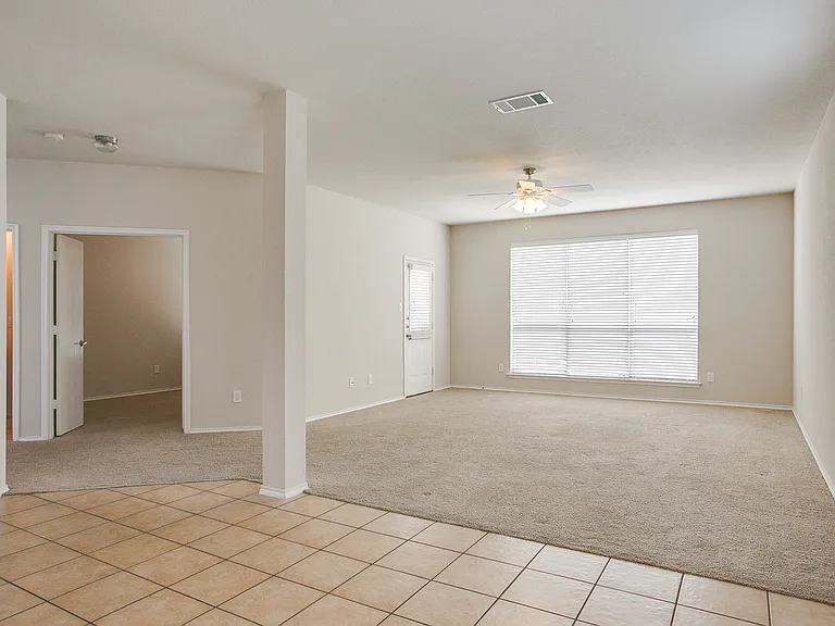 5824 Melanie Ct — Photo 19