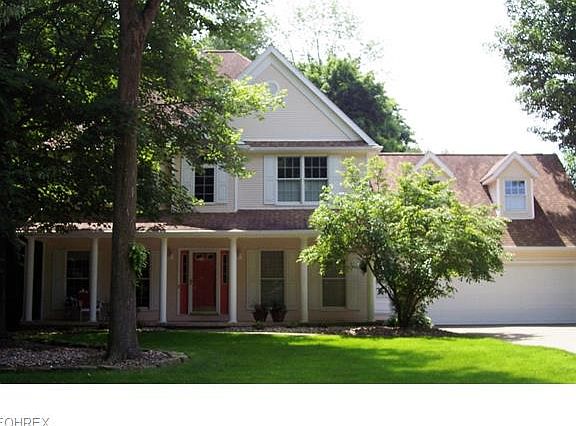 2nd image of 950 Arlington Dr