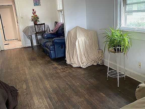 Side 1 front room