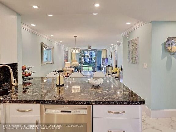 3rd image of 2731 NE 14th St #202