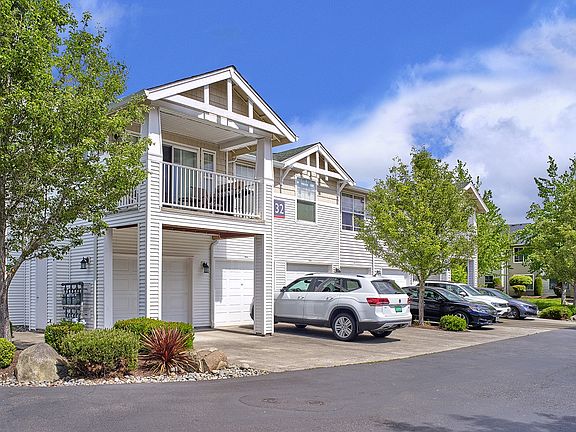 3rd image of 1099 Ross Ave #5451052