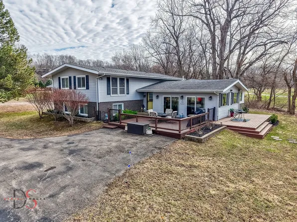 152 Beachview Ct, Varna, IL 61375