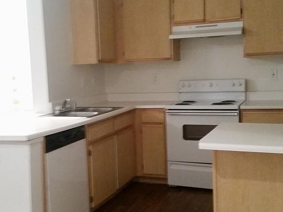 3rd image of 2900 Sunridge Heights Pkwy APT 328