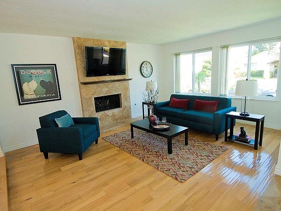 2nd image of 11755 Papagallo Ct