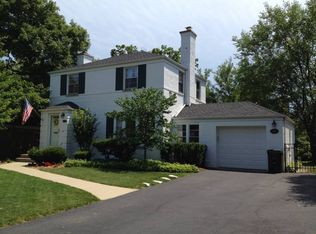 2217 Linneman St, Glenview, IL