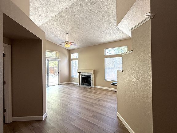 5th image of 5536 Santa Rosa Ct
