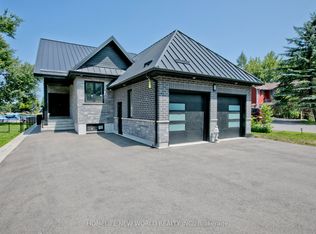 62 Simcoe Rd, Ramara, ON L0K1B0