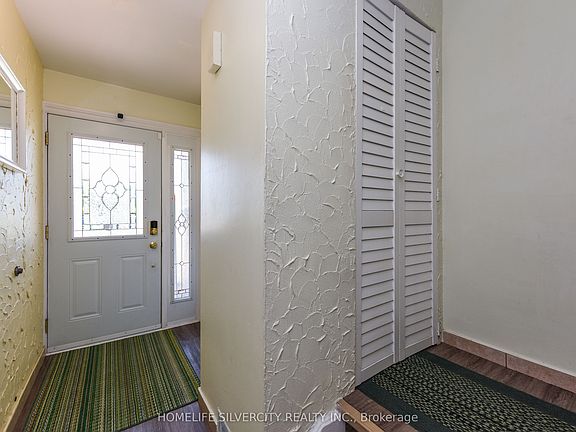3rd image of 7255 Dooley Dr #29
