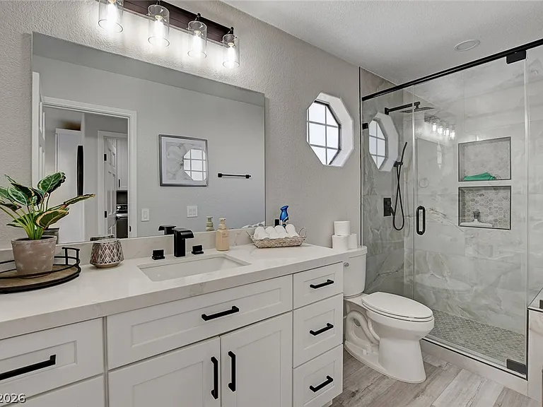 5429 Painted Sunrise Dr — Photo 45