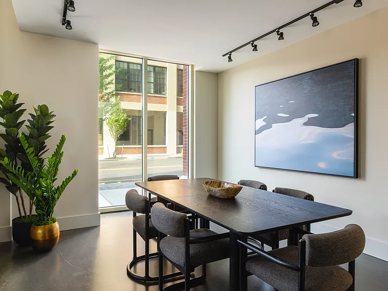 Hudson House West — Photo 21