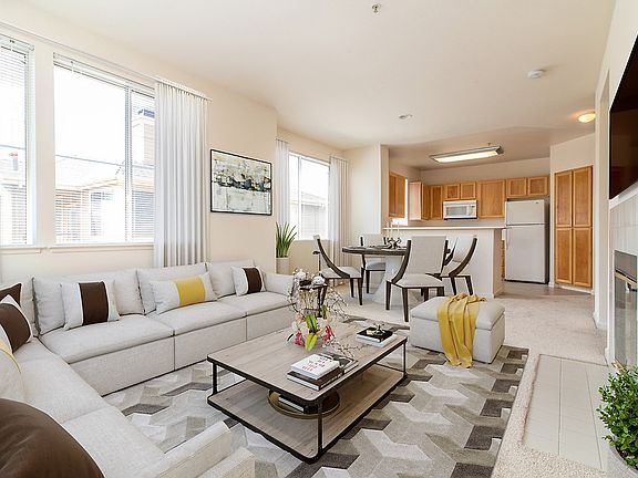 4th image of 22800 Meridian Dr #732SC