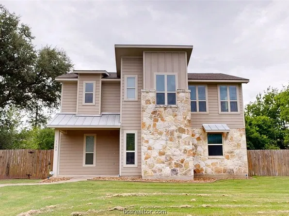 1102 Milner Dr, College Station, TX 77840