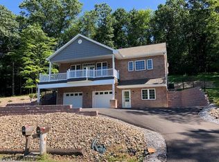 3438 Gwin Rd, Altoona, PA 16601