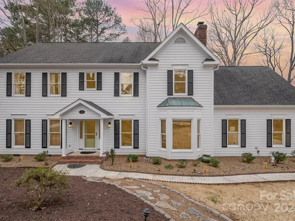125 High Sail Ct, Mooresville, NC 28117