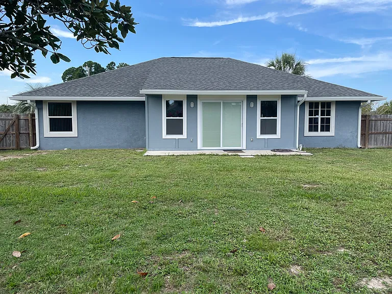 174 Treasure Palm Dr — Photo 36