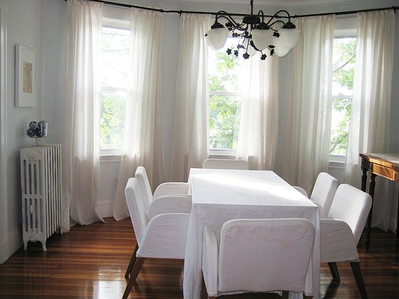 14.4 x 12.4 Elegant dining