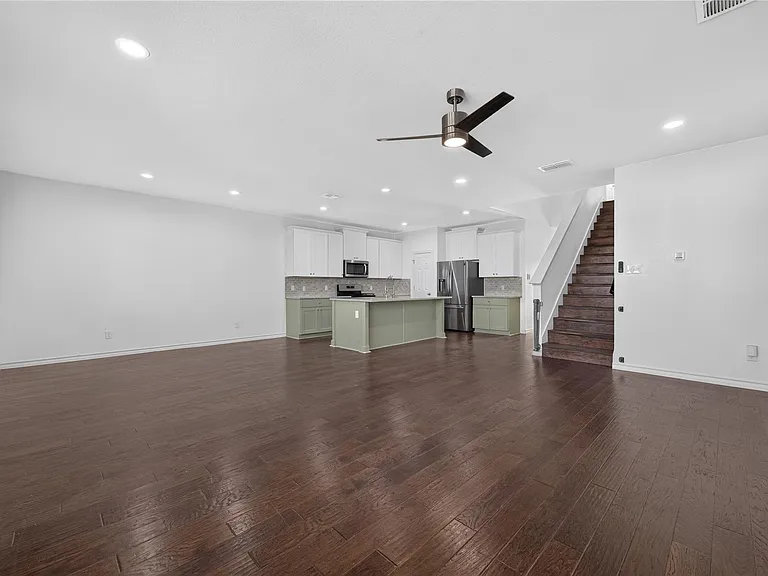 7634 Leonardo Dr — Photo 4