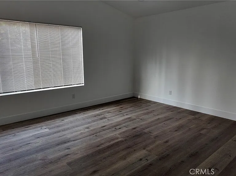21484 Dickinson Rd — Photo 8