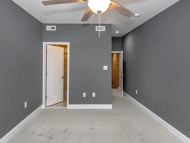 119 S Conkling St — Photo 7