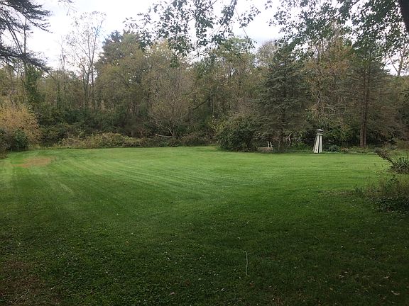 2nd image of 65922 Scenic View Dr
