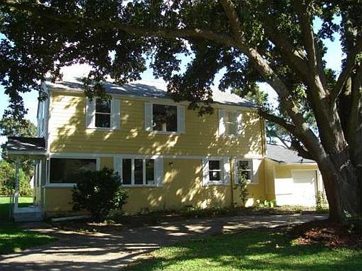 1st image of 705 Aurora Dr