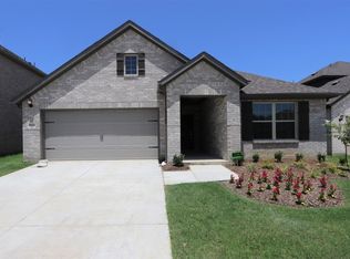 5933 Rostherne Dr, Aubrey, TX 76227