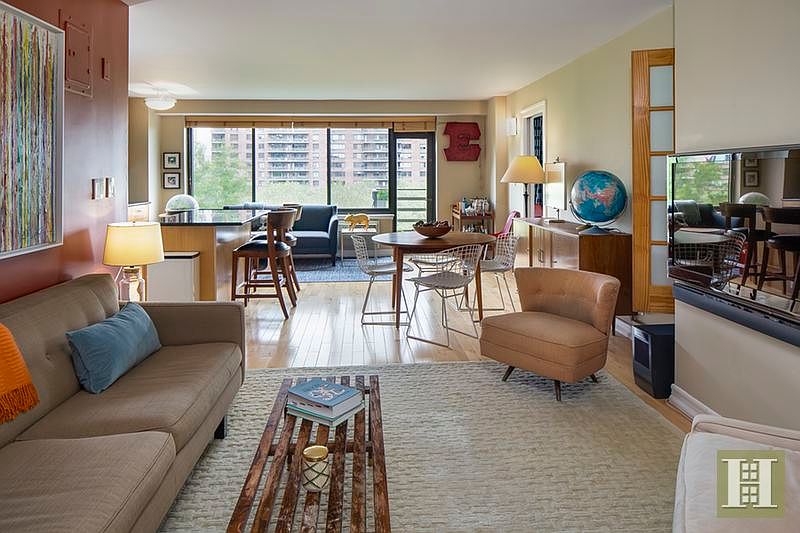 1st image of 372 Central Park W APT 7X