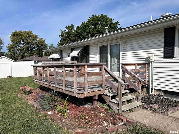 5th image of 970 Dudley St