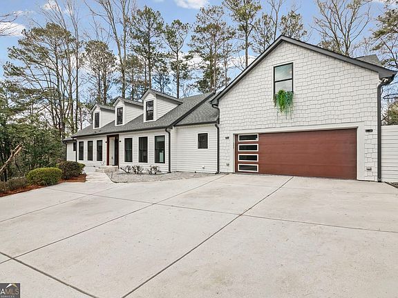 2nd image of 6260 River Overlook Dr NW