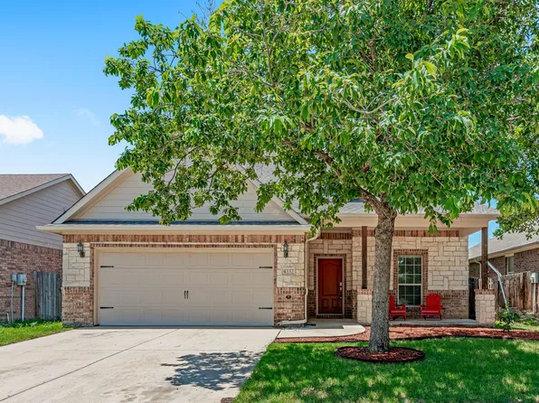 4332 Red Clover Ln, Fort Worth, TX 76109