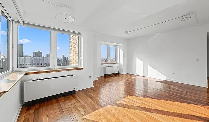 Rented by Nest Seekers International | media 10