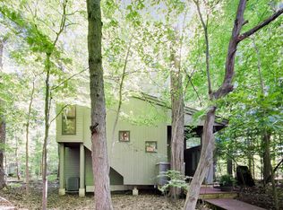 44 Tryon Farm Ln, Michigan City, IN 46360