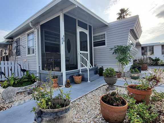 3rd image of 1375 Pasadena Ave S #610